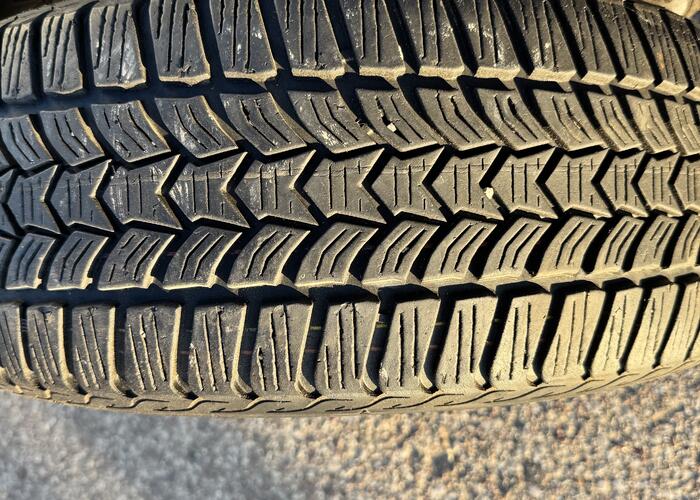 Grajewo ogłoszenia: Sprzedam 
Komplet opon zimowych Dębica Frigo 205/55/16. Opony w...